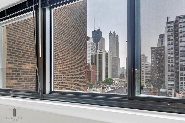 Photo - 30 E Division St Unit 7E