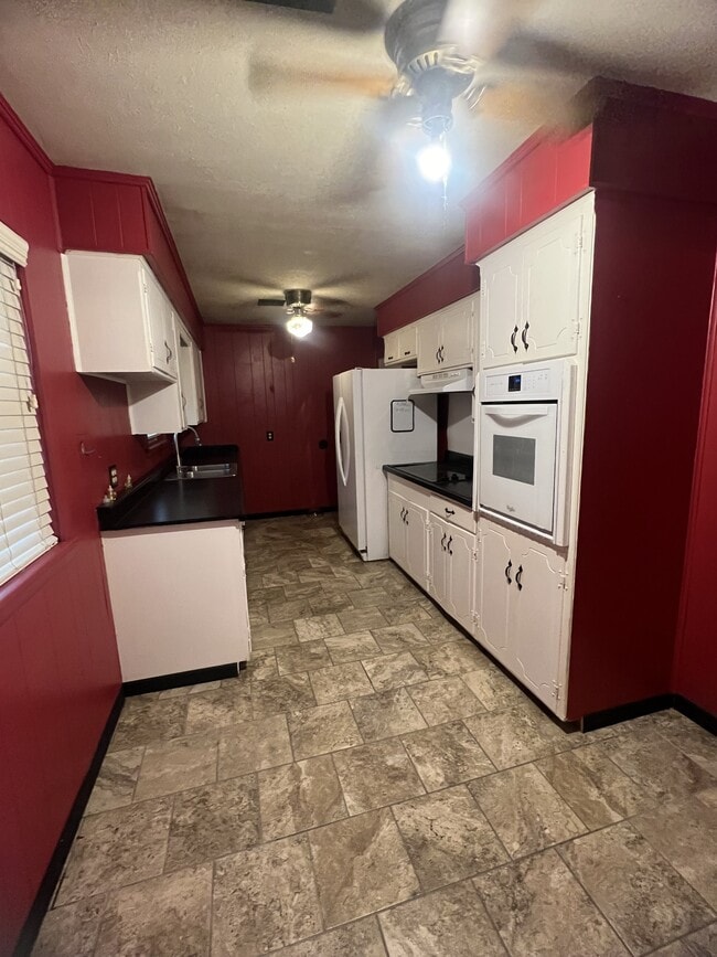 Photo - 403 SW 45th St