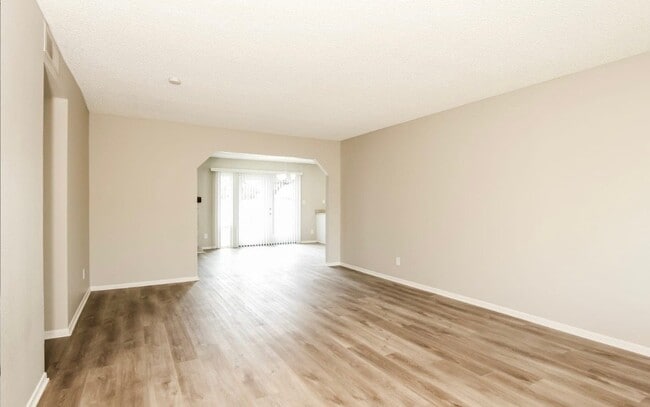 Photo - 5435 W Altadena Ave