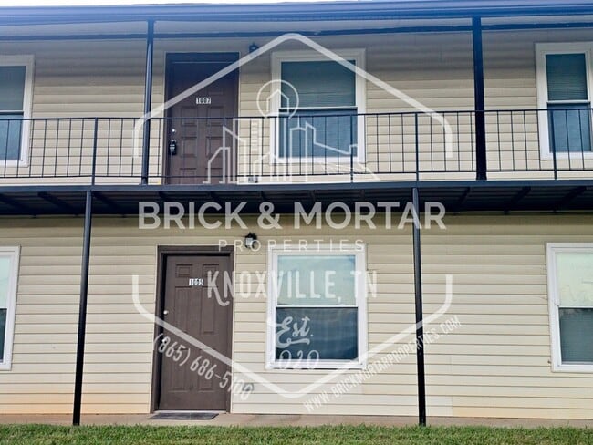 Building Photo - 1007 Clendenen Rd