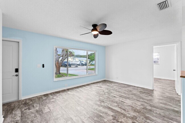 Photo - 8675 SW Keathley Ct