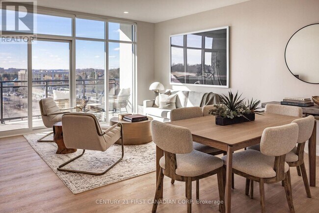 Photo - 4286 King St E