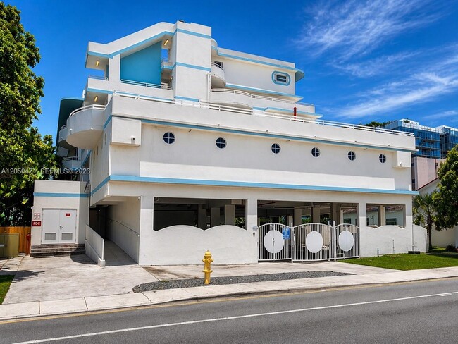 Photo - 9156 Collins Ave Unit 107
