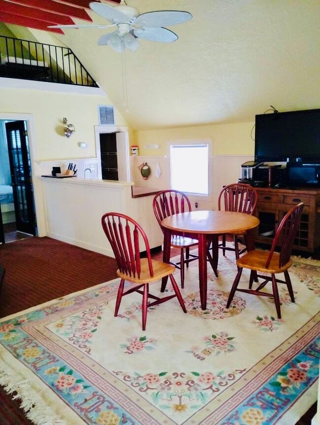 Photo - 936 Riverside Dr Unit 936 Riverside Dr #2