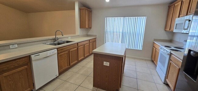 Photo - 4126 SW 51st Ct