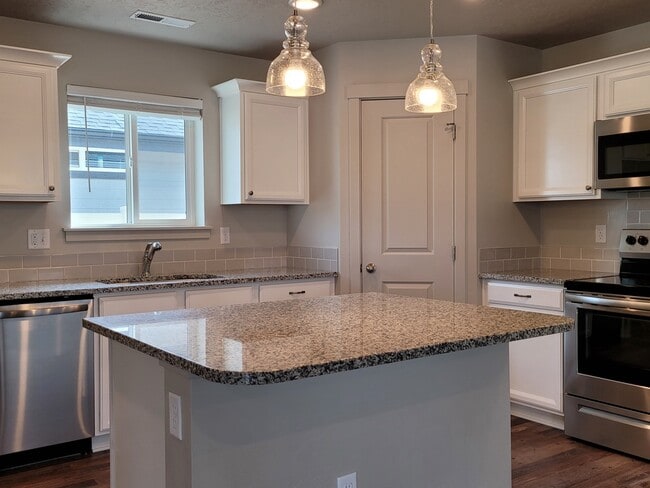 Photo - 17906 Hensley Ridge Pl