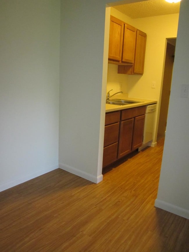 Fairhaven Village Apartments