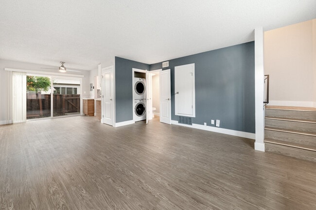 678 Bellflower