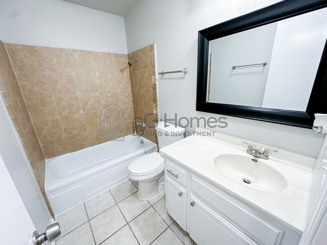 Photo - 730 Arlington Dr