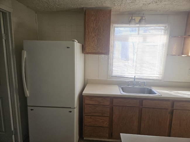 Photo - 1852 Beechmont St