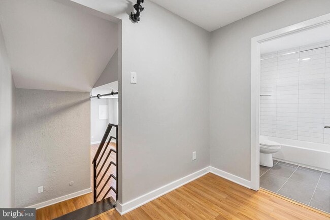 Photo - 1929 Christian St Unit 31