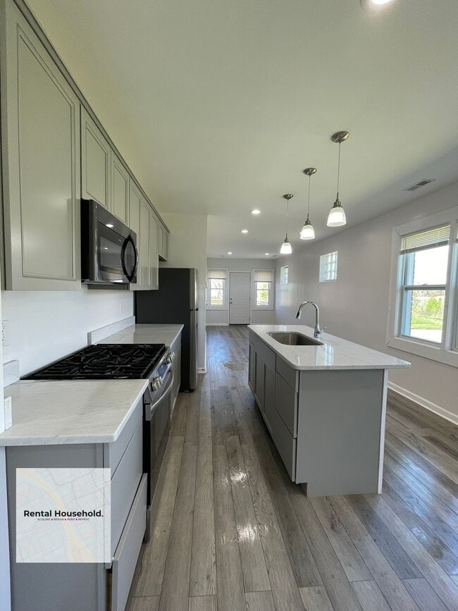 Building Photo - 8762 Epworth St Unit 8768