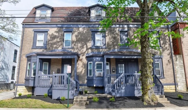 Building Photo - 122-126 S Champion Ave Unit 126 S Champion Ave