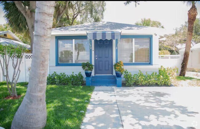 Building Photo - 314 S Palmway Rental