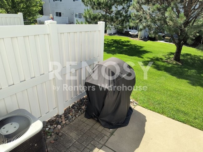 Photo - 7290-7147 147 Ln NW
