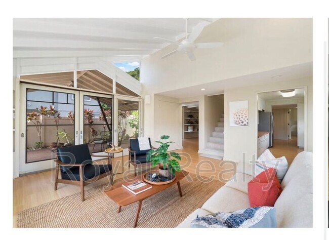 Building Photo - 2839 Puuhonua St Rental