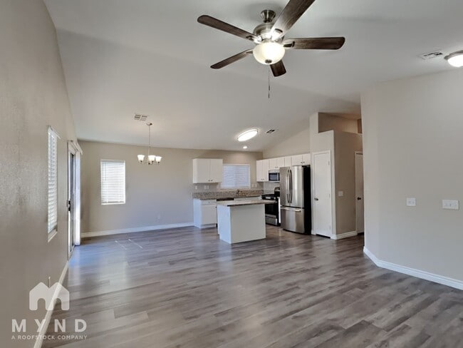 Photo - 4631 Victoria Garden Ave