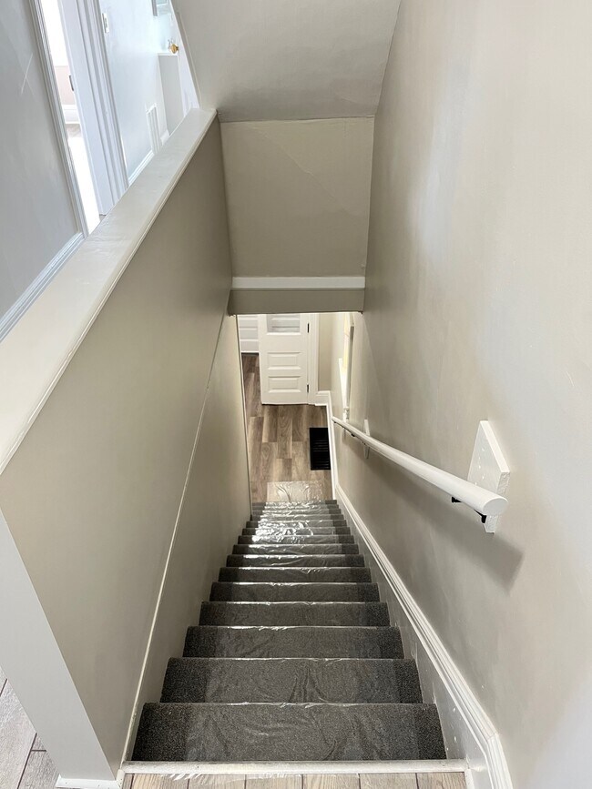 Photo - 717 Spring Garden St Unit 2