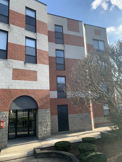 Building Photo - 35 Vine St Unit 203
