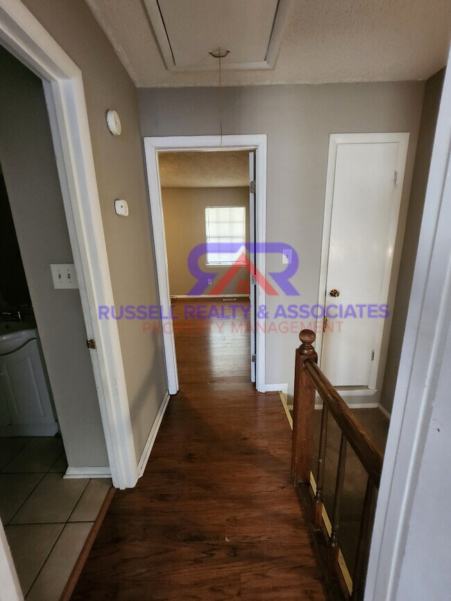 Photo - 1931 Springlake Ct