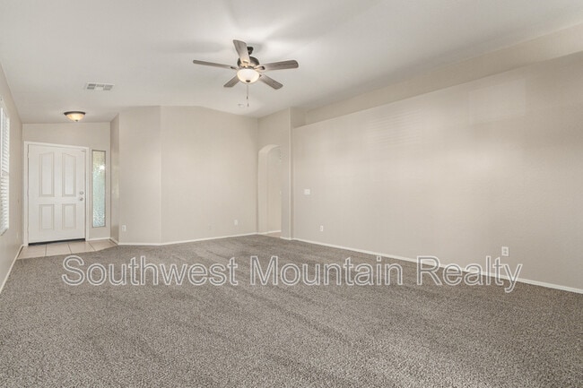 Photo - 1098 W Oak Tree Ln