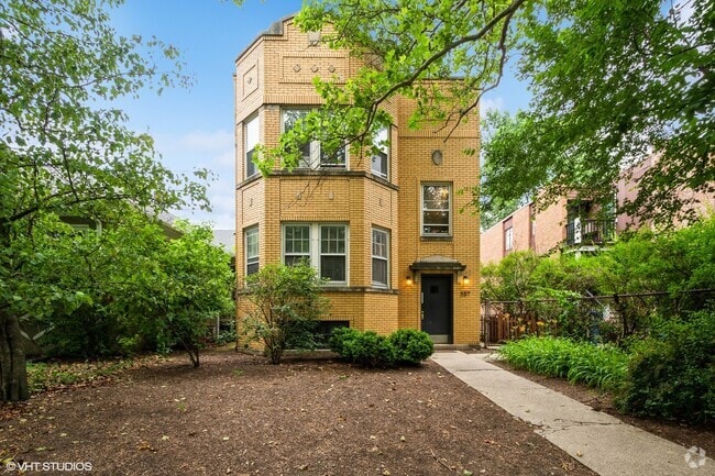 Building Photo - 557 Barton Ave Rental