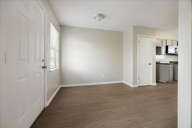 Graceland Pointe Apartments