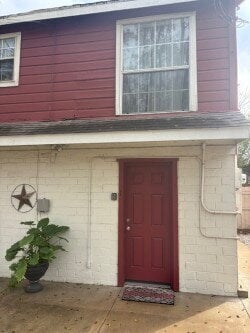 Building Photo - 1208 N Sylvania Ave Unit 1