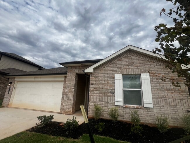 Building Photo - 2765 Alice Wy