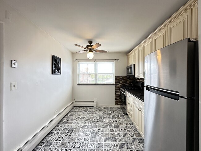 Photo - 6273 N Cicero Ave Unit 5B