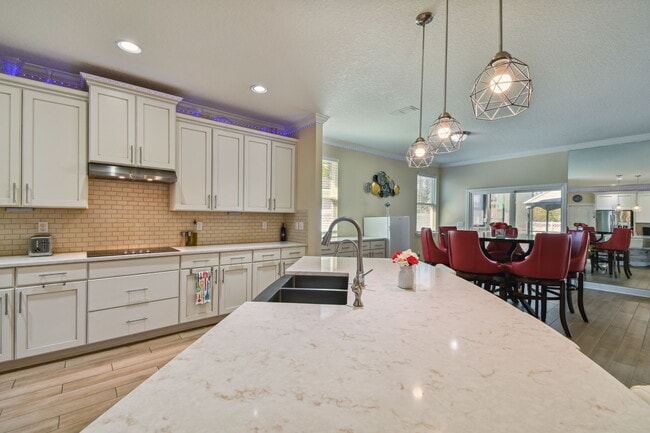 Photo - 629 Melrose Abbey Ln