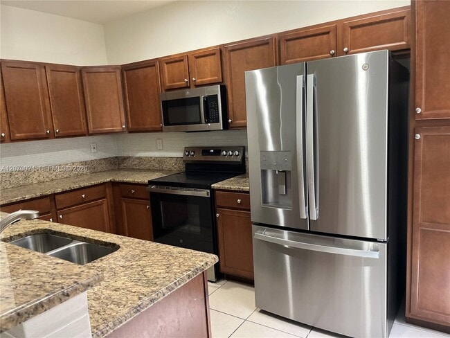 Photo - 9362 SW 171st Ave Unit 9362 SW 171st Ave