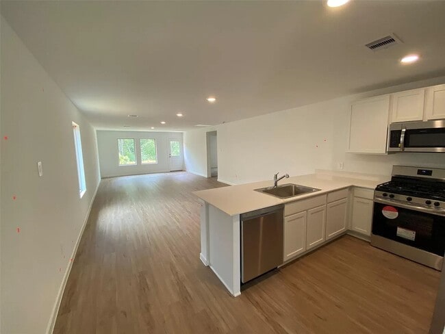 1558 San Sebastien Dr