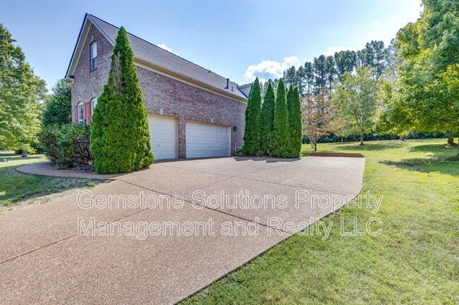 Photo - 756 Rolling Fork Dr