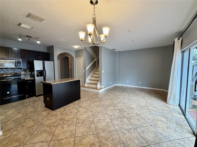 Photo - 2825 SW 127th Way