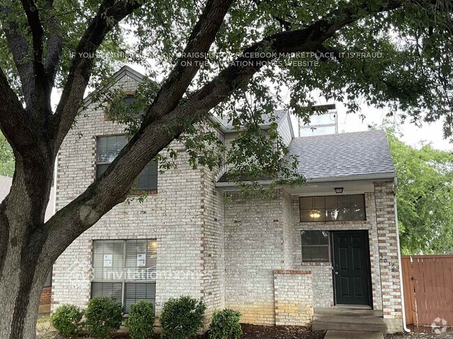 Building Photo - 2036 Pheasant Dr Rental