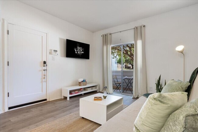 Photo - 12166 Metric Blvd