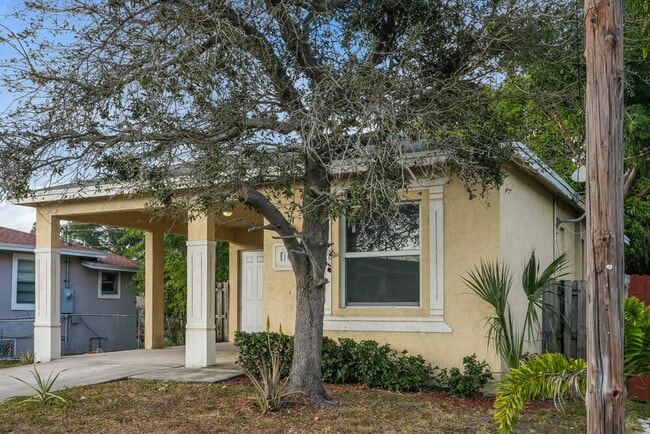 Photo - 1031 22nd St Casa