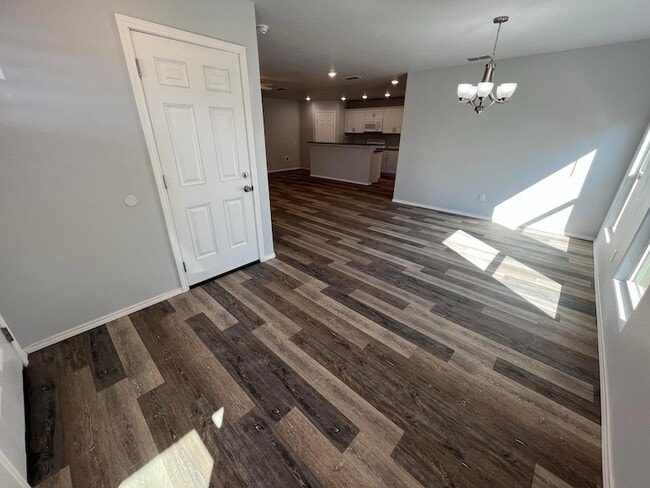 Photo - 5608 Jarvis St Unidad A