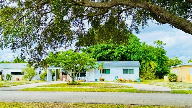 Photo - 347 Flagler Blvd