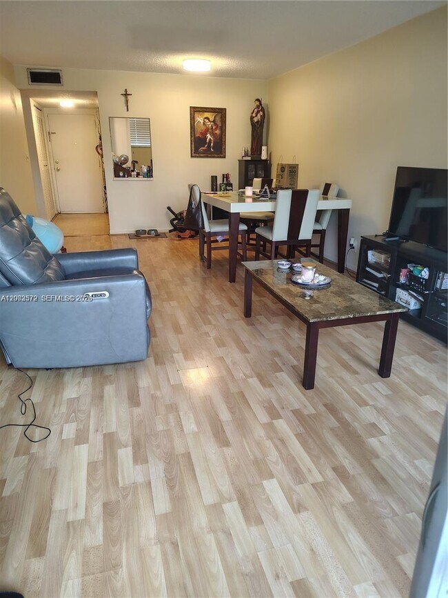 Photo - 7501 NW 16th St Unit 3207