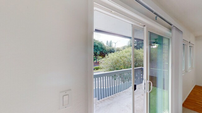 Photo - 980 Ignacio Blvd Apartamento Unidad 16