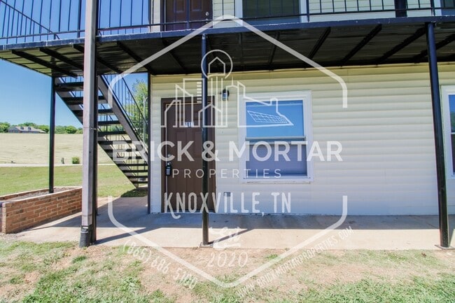 Photo - 1017 Clendenen Rd