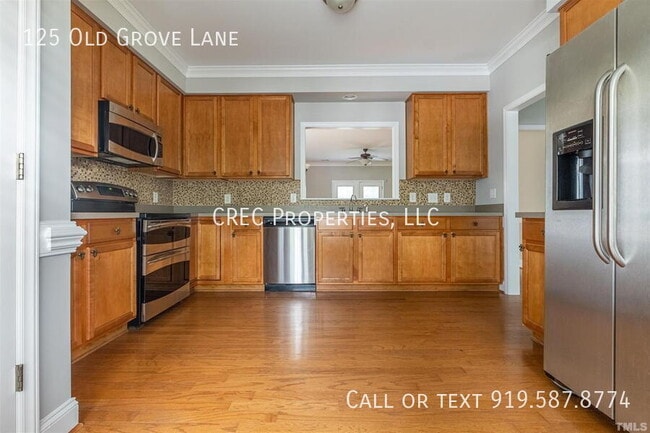 Photo - 125 Old Grove Ln