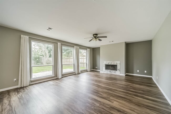 Photo - 6219 Summerville Ln