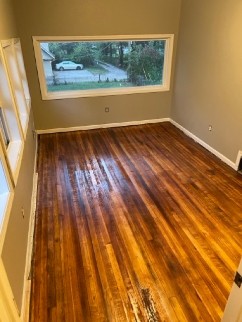Hardwood floors throughout - 1417 N Broadway Ave