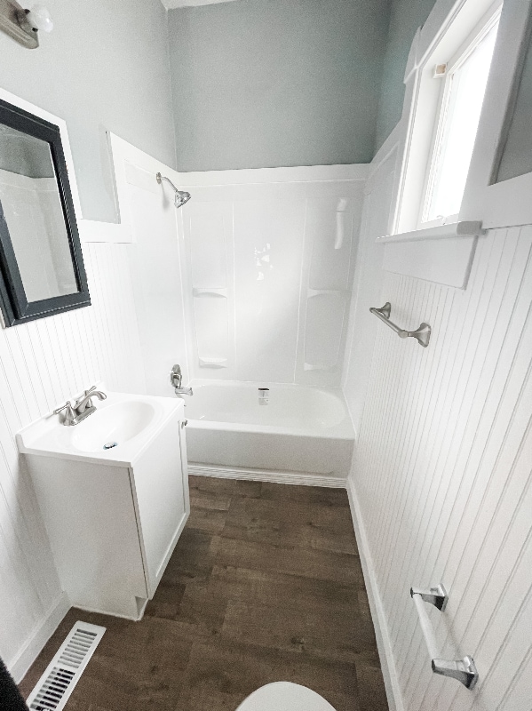 Photo - 418 E Main St