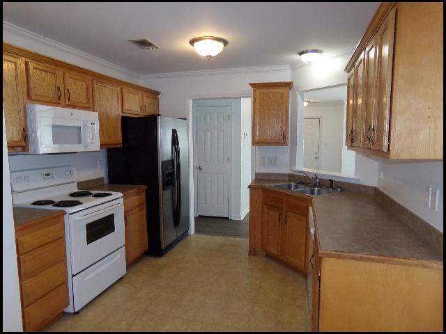 Photo - 9800 Herndon Rd