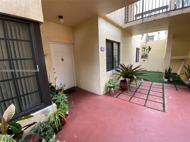 Building Photo - 8806 SW 130th Ct Unit 102