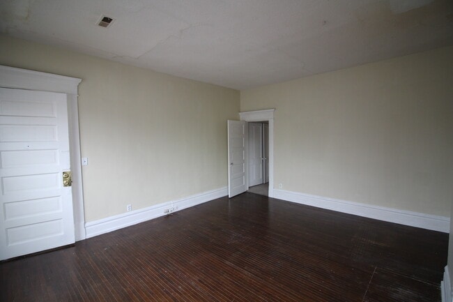 Photo - 781 Bryden Rd Unidad 3